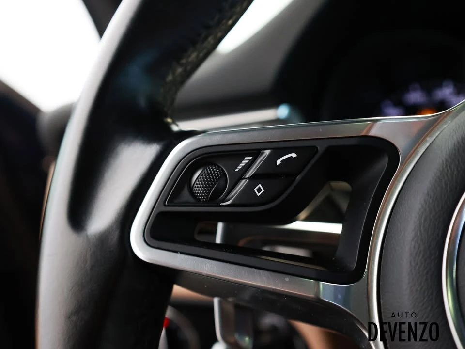 2019 Porsche Macan S - Image 16 of 19