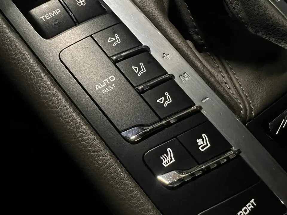 2019 Porsche Macan S - Image 10 of 11
