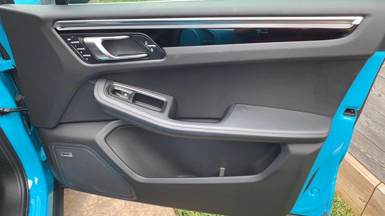 2019 Porsche Macan S - Image 10 of 12