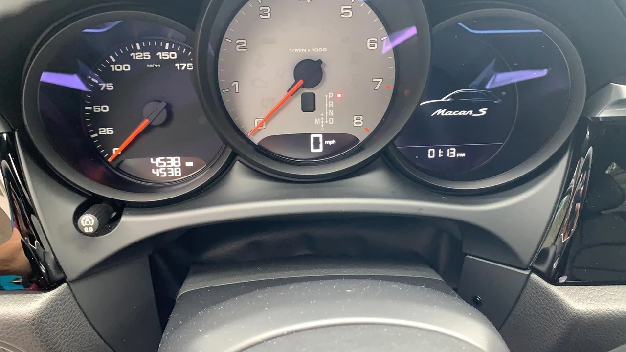 2019 Porsche Macan S - Image 5 of 12