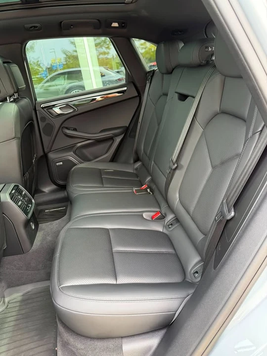 2019 Porsche Macan S - Image 9 of 15