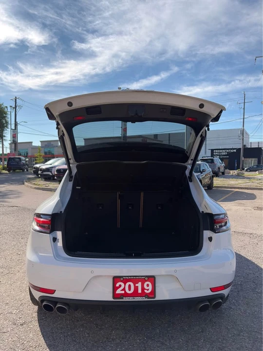 2019 Porsche Macan S - Image 9 of 11