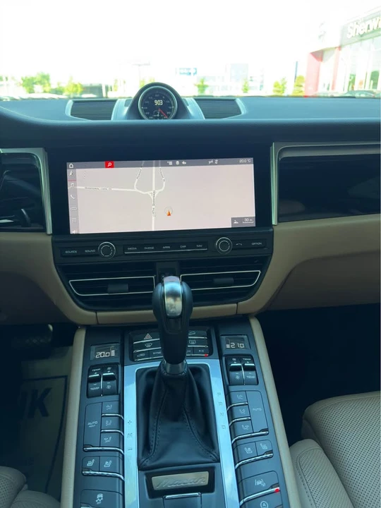 2019 Porsche Macan S - Image 4 of 11