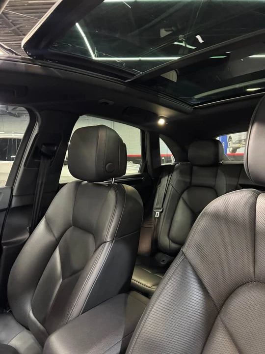 2019 Porsche Macan S - Image 13 of 17
