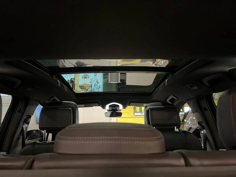 2019 Porsche Macan S - Image 16 of 17