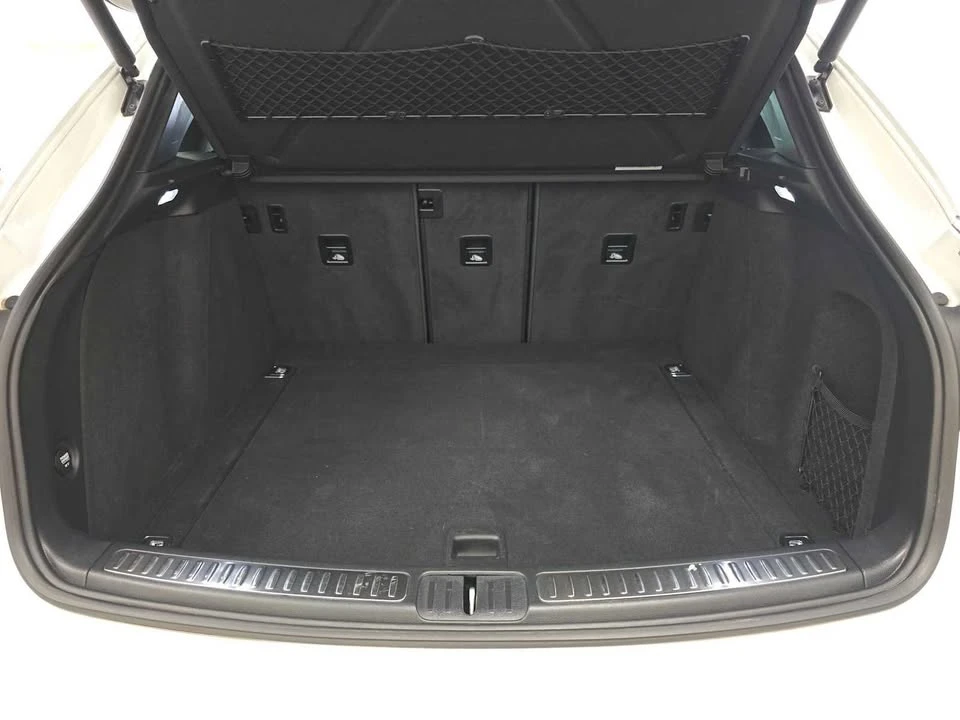 2019 Porsche Macan S - Image 16 of 17
