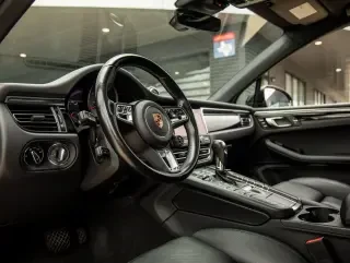 2019 Porsche Macan S - Image 4 of 4