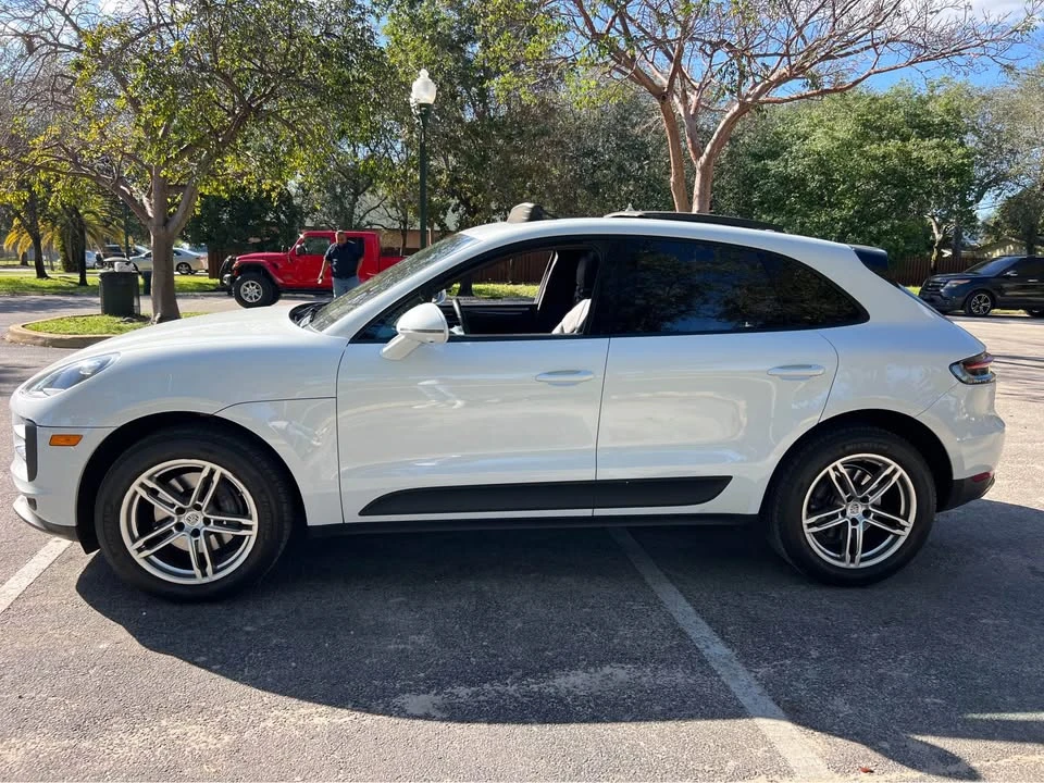 2019 Porsche Macan S - Image 9 of 20