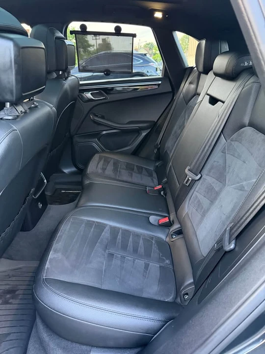 2019 Porsche Macan S - Image 11 of 17