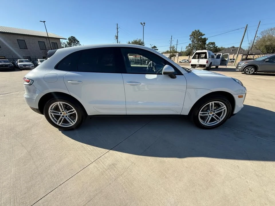 2019 Porsche Macan - Image 7 of 19