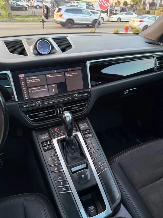 2019 Porsche Macan S - Image 7 of 17