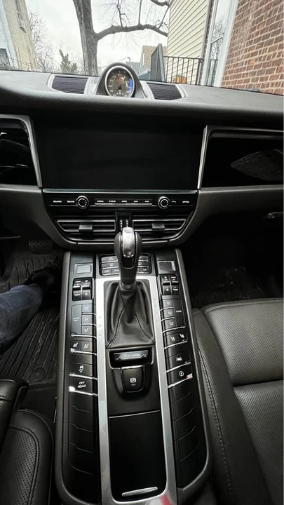 2019 Porsche Macan S - Image 4 of 11