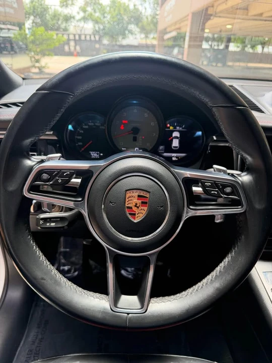 2019 Porsche Macan S - Image 15 of 17
