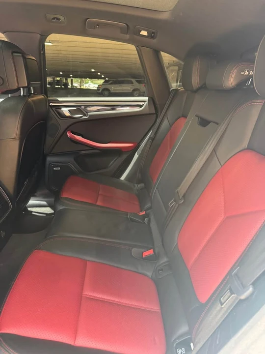 2019 Porsche Macan S - Image 11 of 17