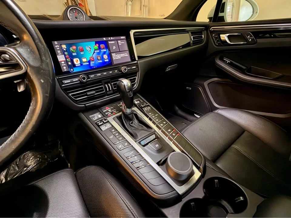 2019 Porsche Macan S - Image 8 of 10