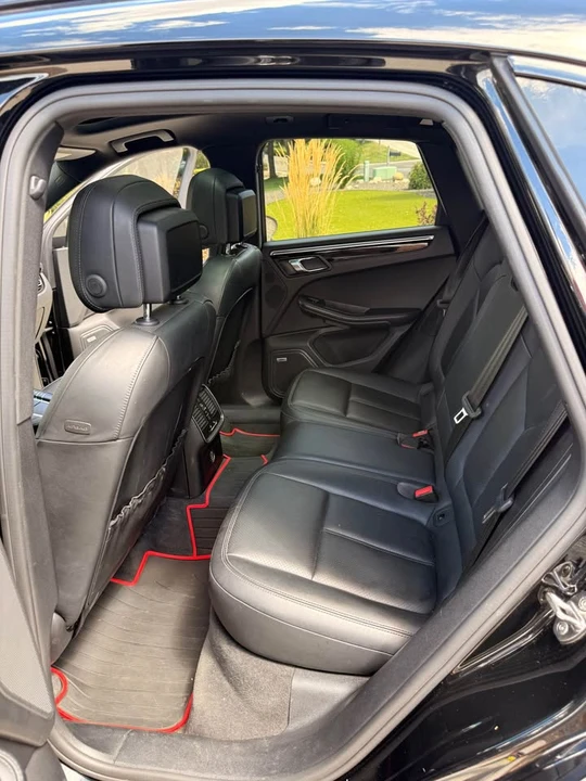 2019 Porsche Macan S - Image 12 of 20