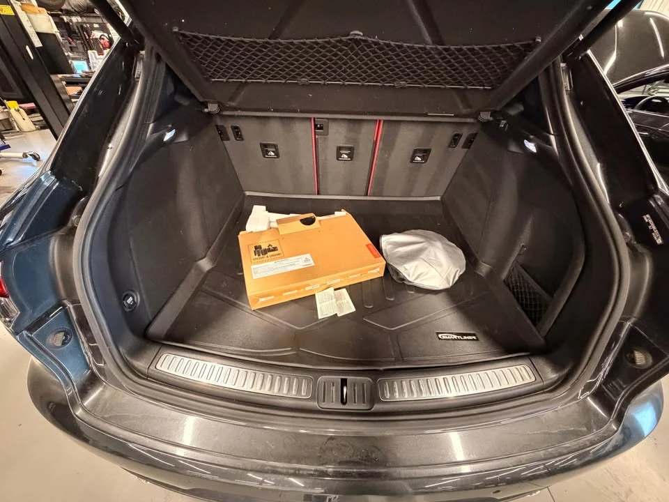 2019 Porsche Macan S - Image 9 of 9