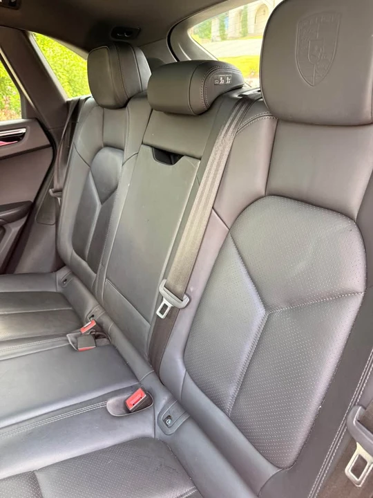 2019 Porsche Macan S - Image 19 of 20