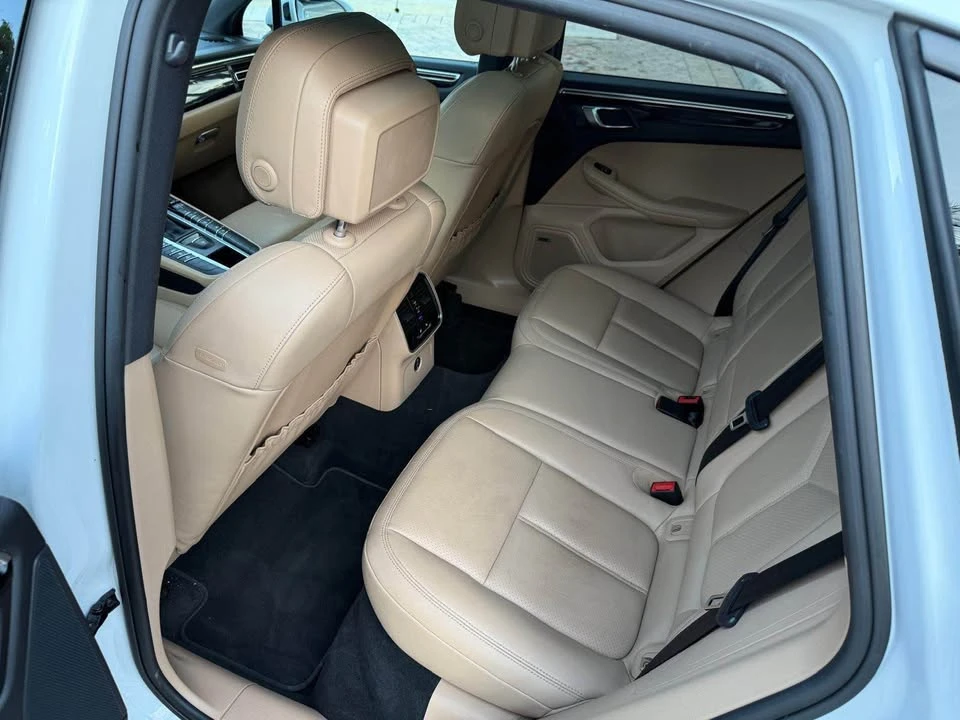 2019 Porsche Macan S - Image 14 of 20
