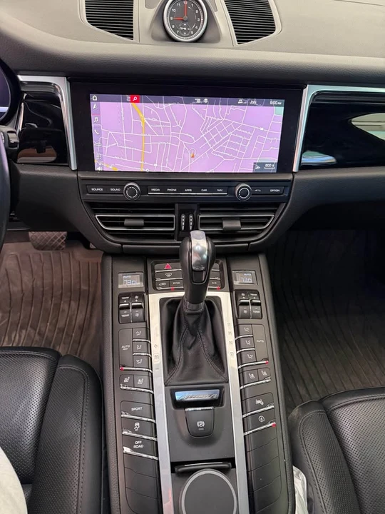 2019 Porsche Macan S - Image 11 of 12