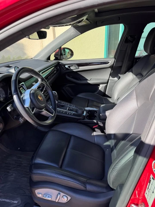 2019 Porsche Macan S - Image 9 of 12