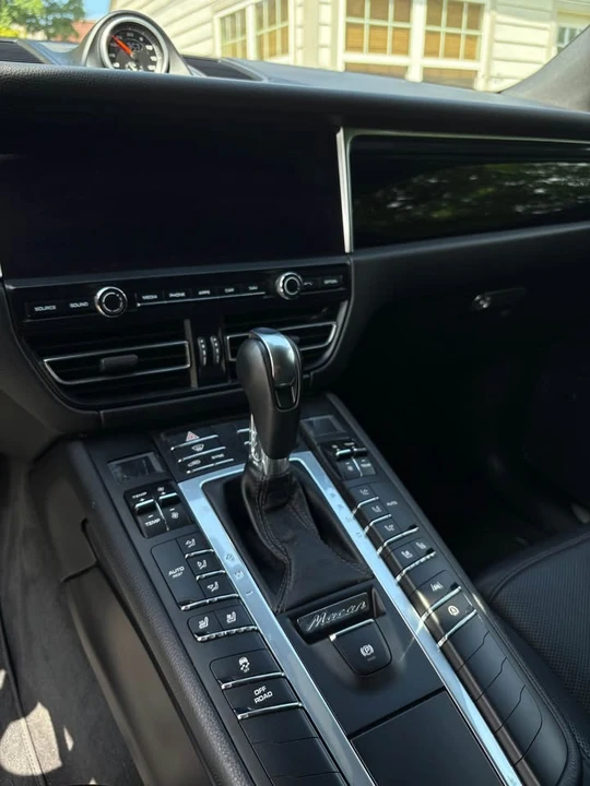 2019 Porsche Macan S - Image 12 of 20