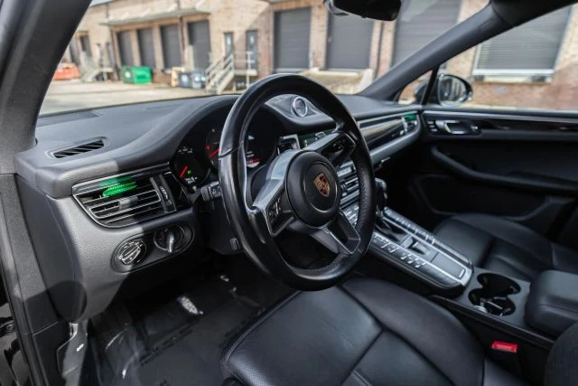2019 Porsche Macan S - Image 19 of 21