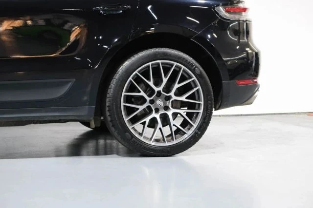 2019 Porsche Macan S - Image 14 of 21