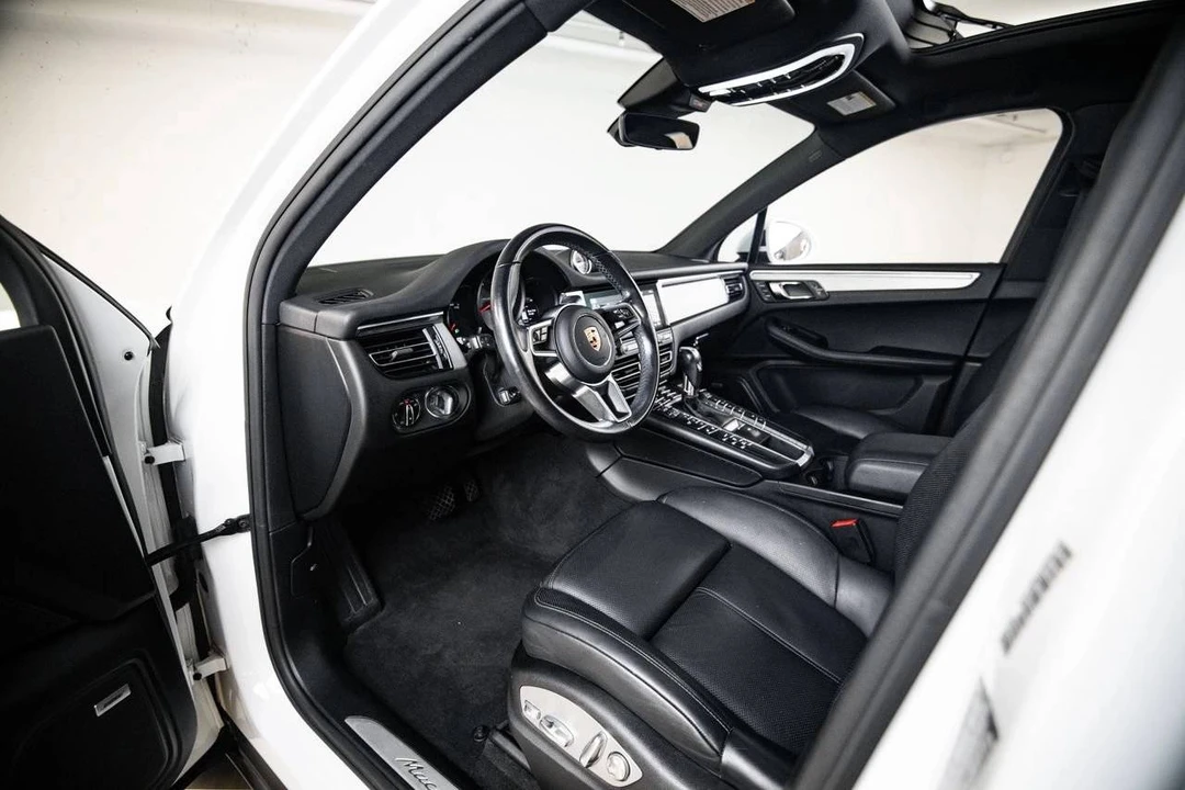 2019 Porsche Macan S - Image 4 of 5