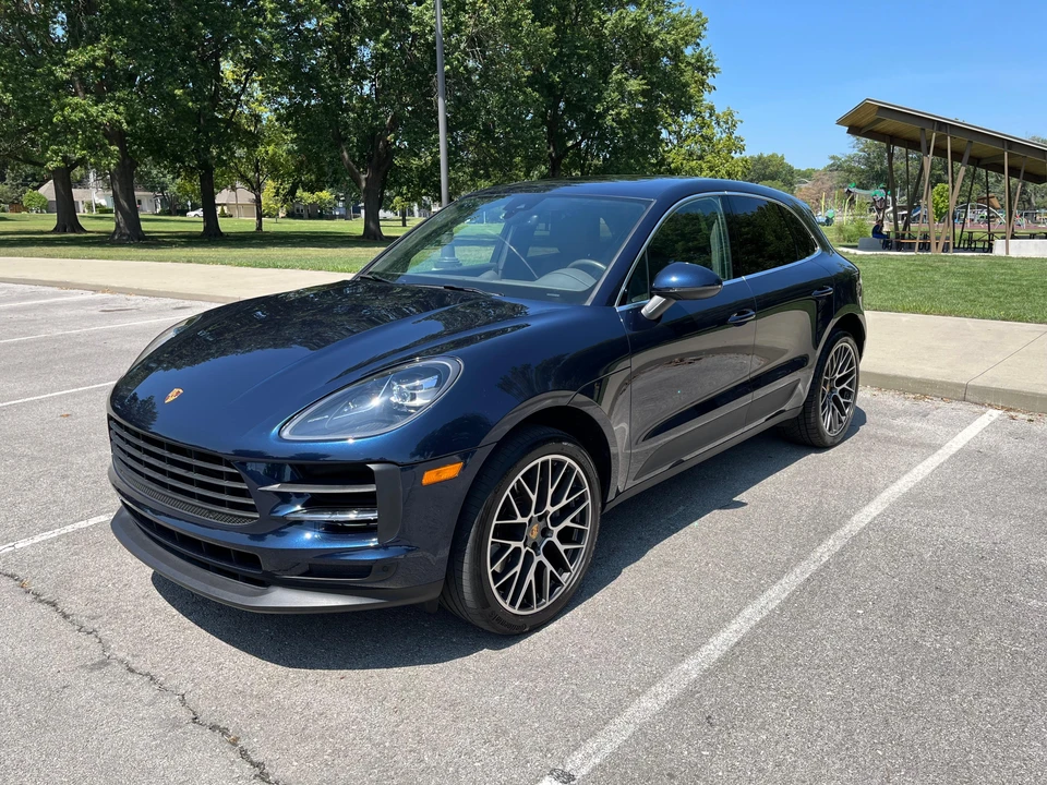 2019 Porsche Macan S - Image 12 of 31
