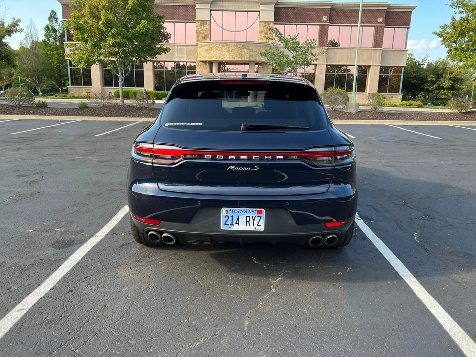 2019 Porsche Macan S - Image 18 of 31
