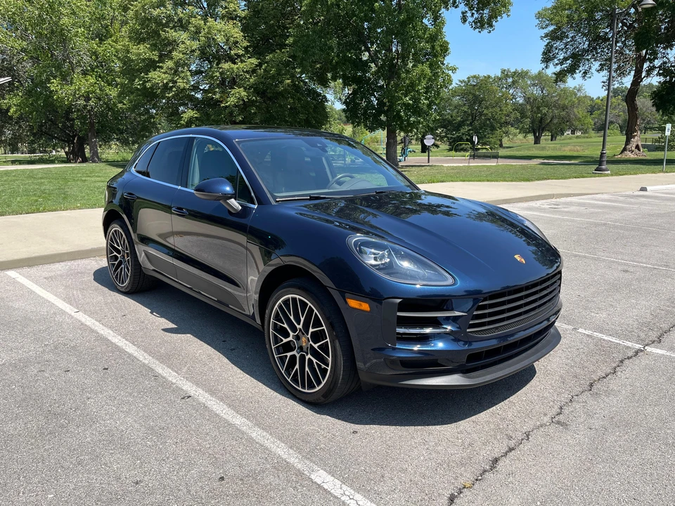 2019 Porsche Macan S - Image 27 of 31
