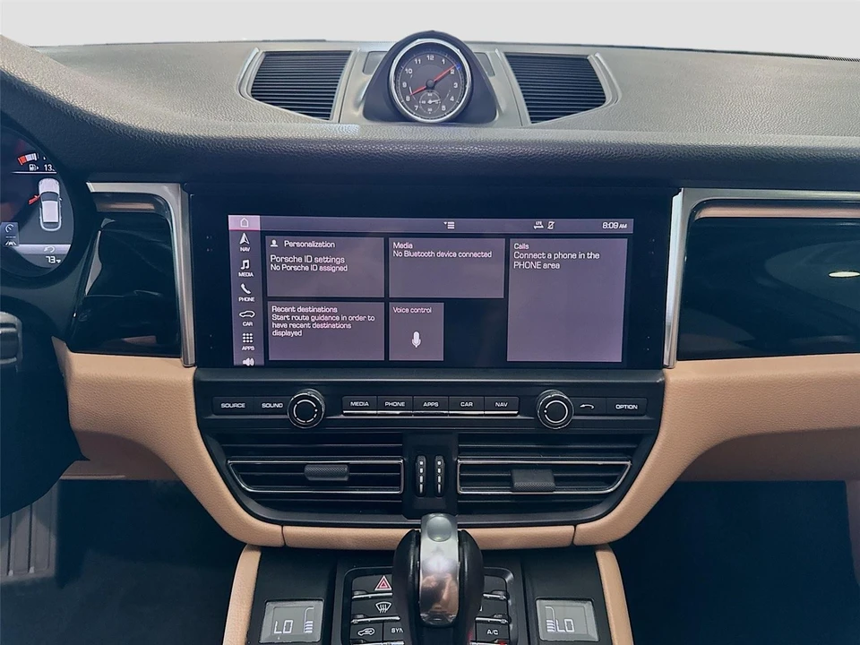 2019 Porsche Macan S - Image 9 of 31