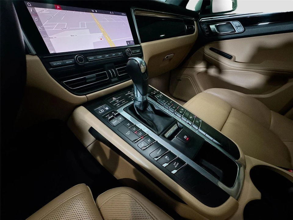 2019 Porsche Macan S - Image 15 of 31