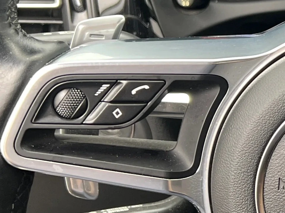 2019 Porsche Macan S - Image 11 of 31