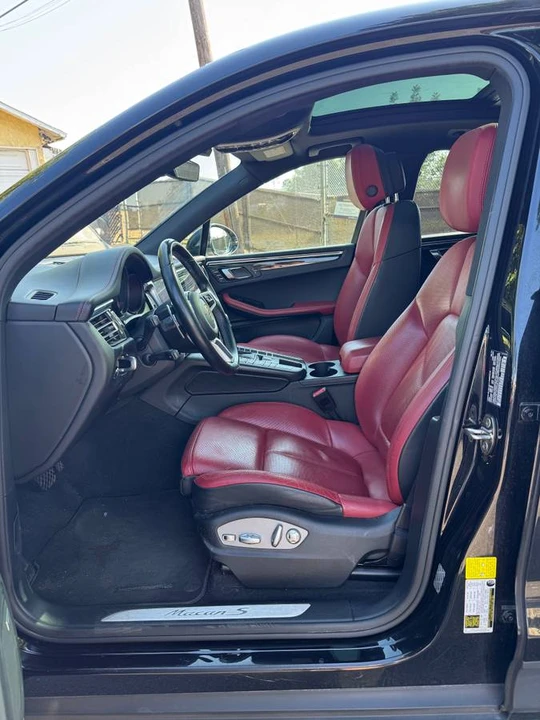 2019 Porsche Macan S - Image 9 of 24