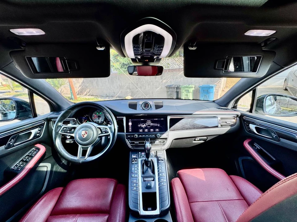 2019 Porsche Macan S - Image 11 of 24