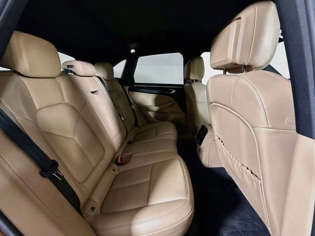 2019 Porsche Macan S - Image 19 of 20