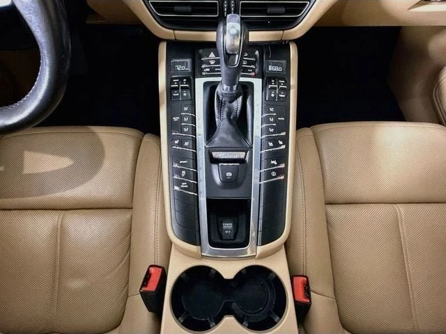 2019 Porsche Macan S - Image 16 of 20