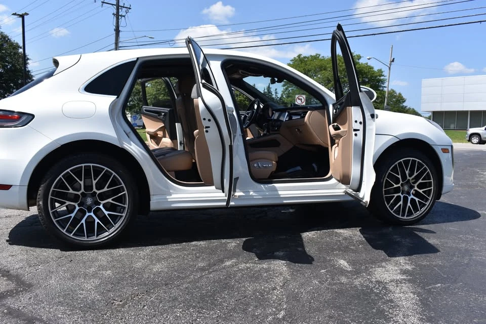 2019 Porsche Macan S - Image 12 of 16