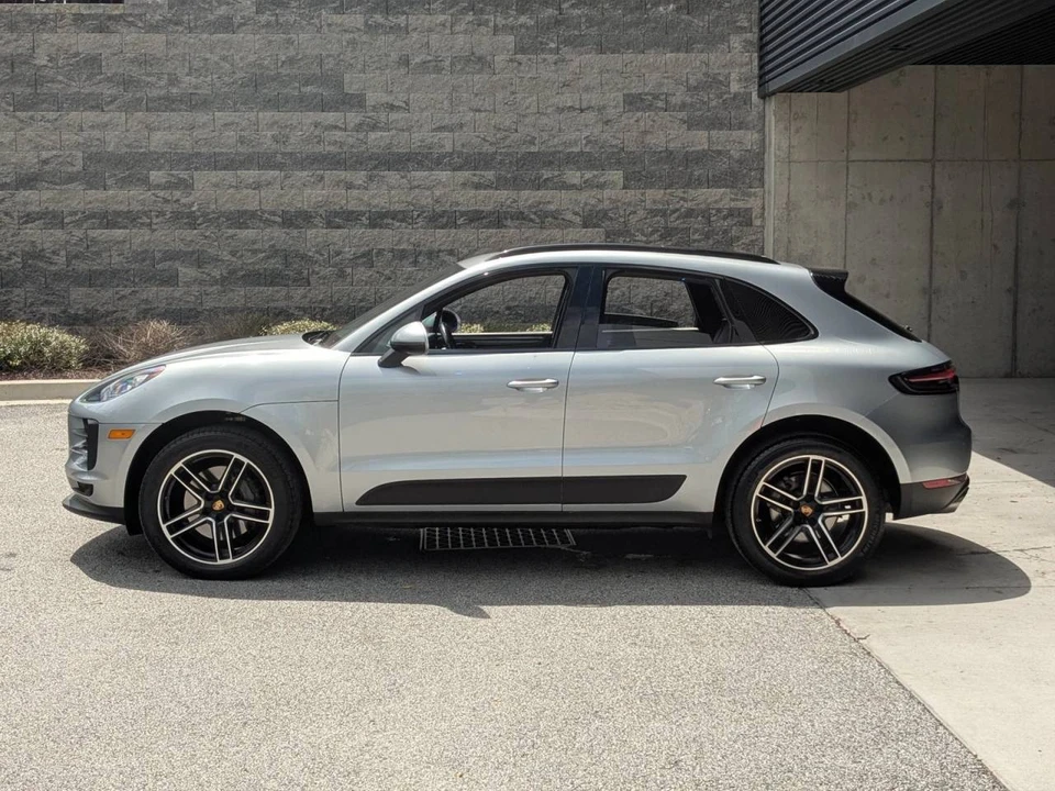 2019 Porsche Macan S - Image 2 of 5