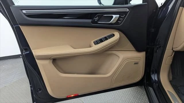 2019 Porsche Macan S - Image 12 of 20