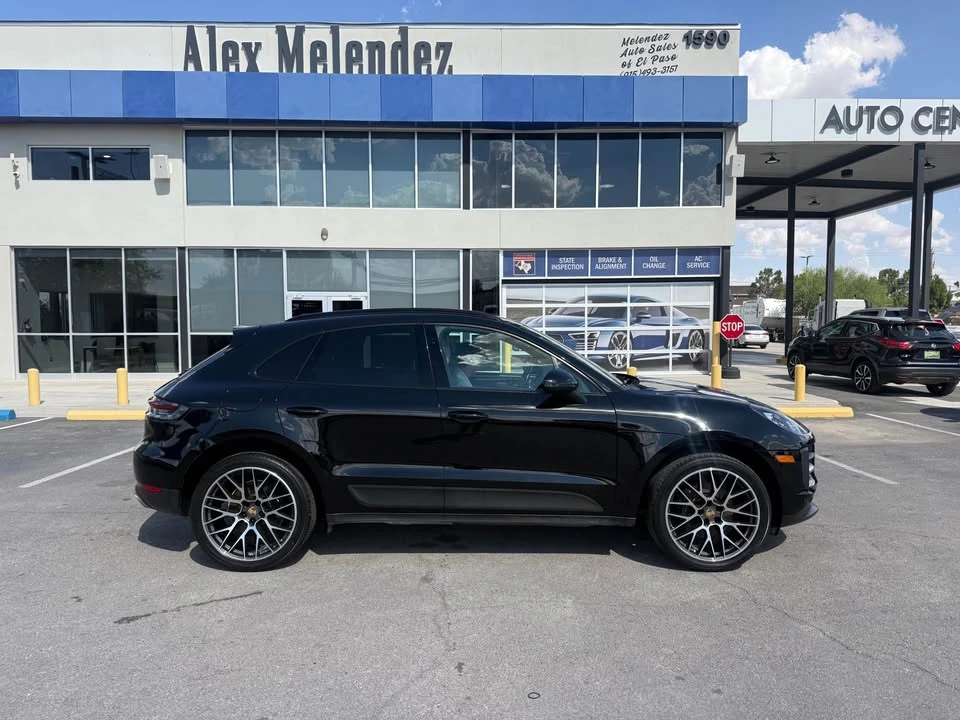 2019 Porsche Macan - Image 9 of 14