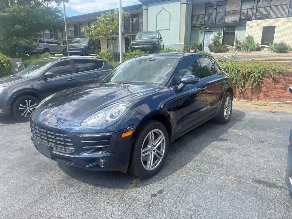 2019 Porsche Macan - Image 1 of 5