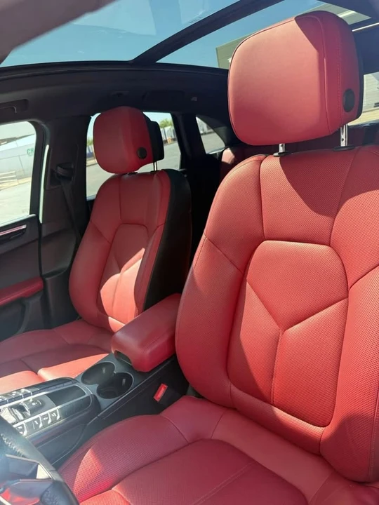 2019 Porsche Macan - Image 8 of 20
