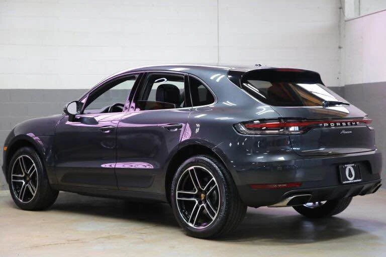 2019 Porsche Macan - Image 9 of 20
