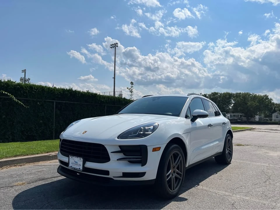2019 Porsche Macan - Image 8 of 20