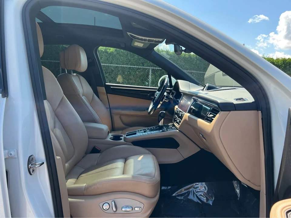 2019 Porsche Macan - Image 6 of 20