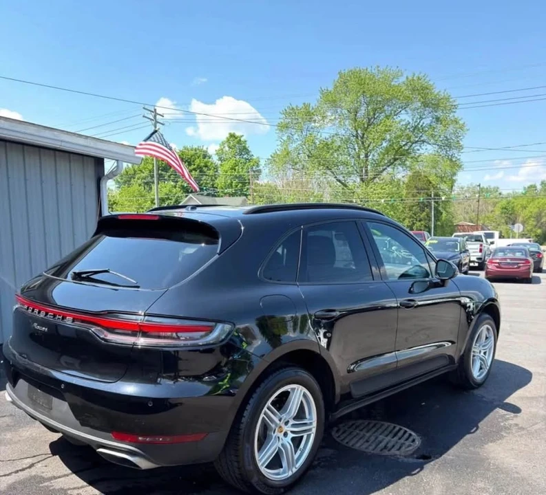 2019 Porsche Macan - Image 5 of 19