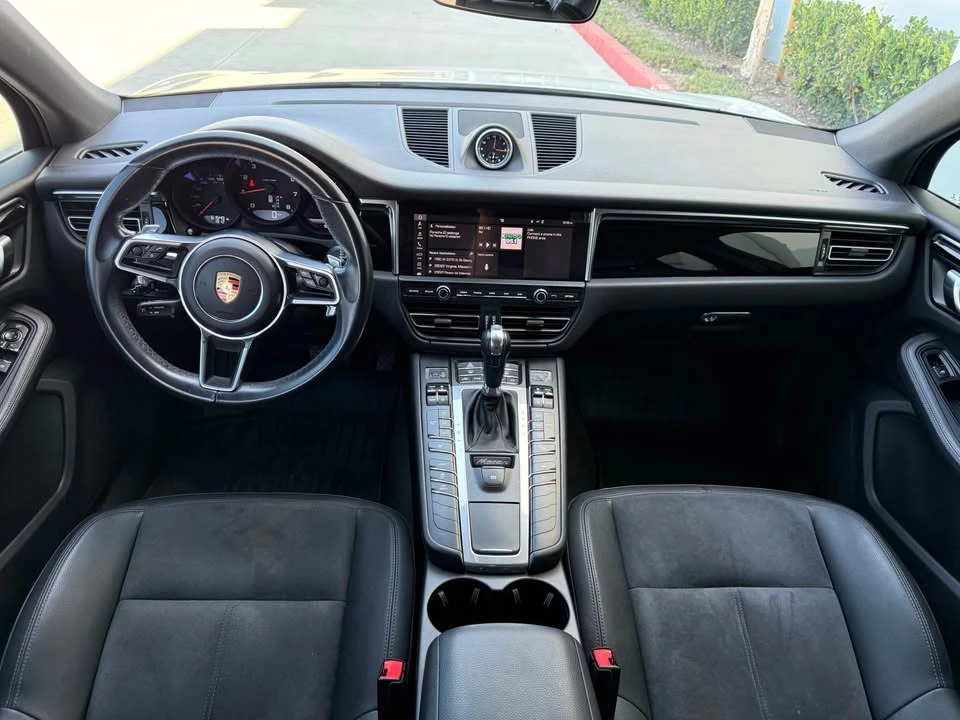 2019 Porsche Macan - Image 14 of 20